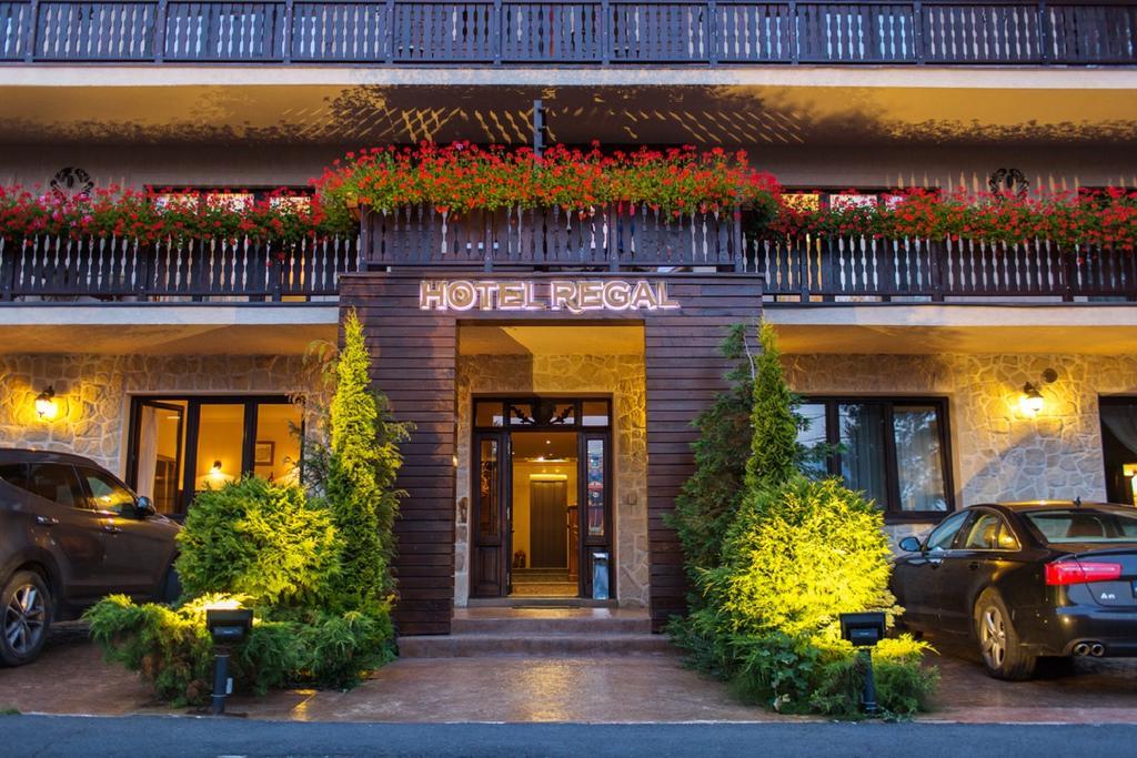 Hotel Regal シナヤ エクステリア 写真